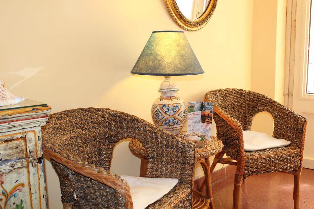 Hotel Residence Le Chiavi Di San Francesco Trapani Extérieur photo